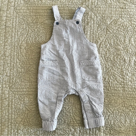 Neutral Capsule Bundle 3-6 mos. 100% Cotton - Pehr H&M - Picture 3 of 6